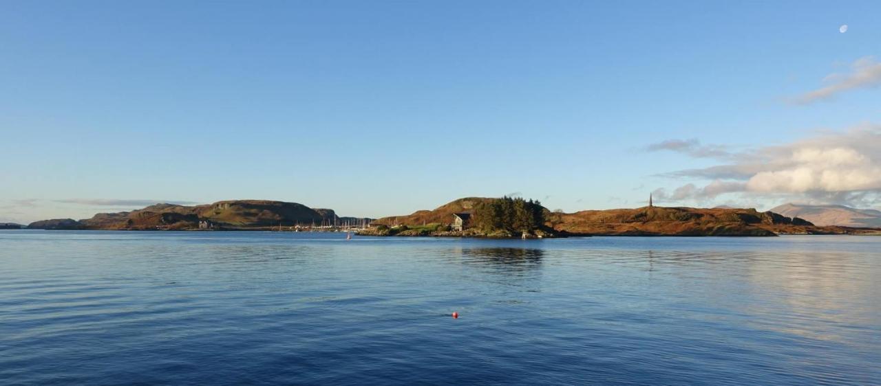 Oban Youth Hostel Zewnętrze zdjęcie View of the island